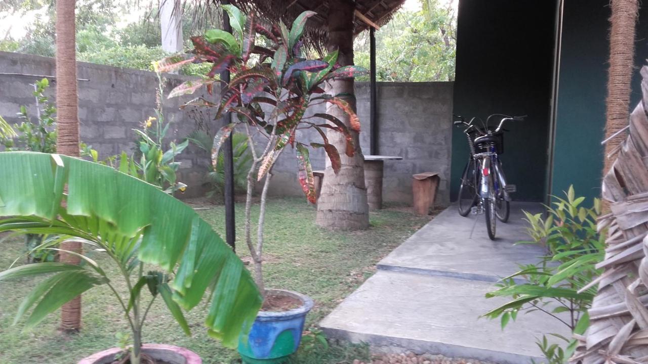 Green House Yala Kirinda  Exterior photo